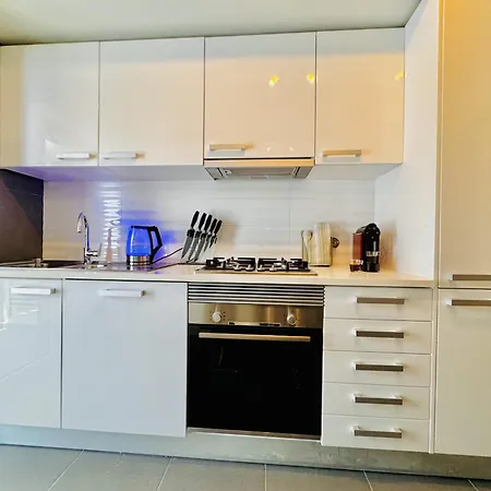 At Sophias - By Apartamento